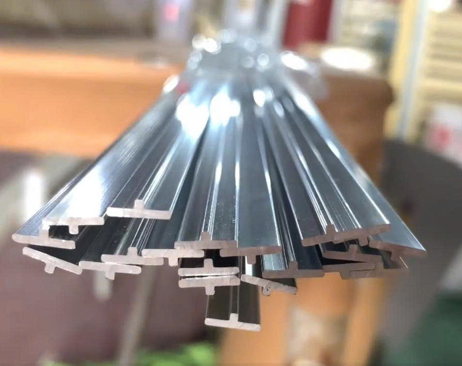 NẸP NHOM INOX CHỮ t (15)